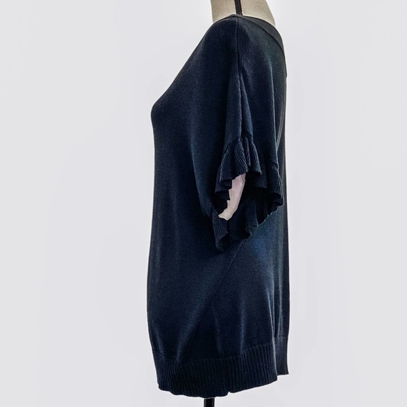 ELLE Black Short Sleeve Ruffled Blouse Size Medium - Picture 3 of 11